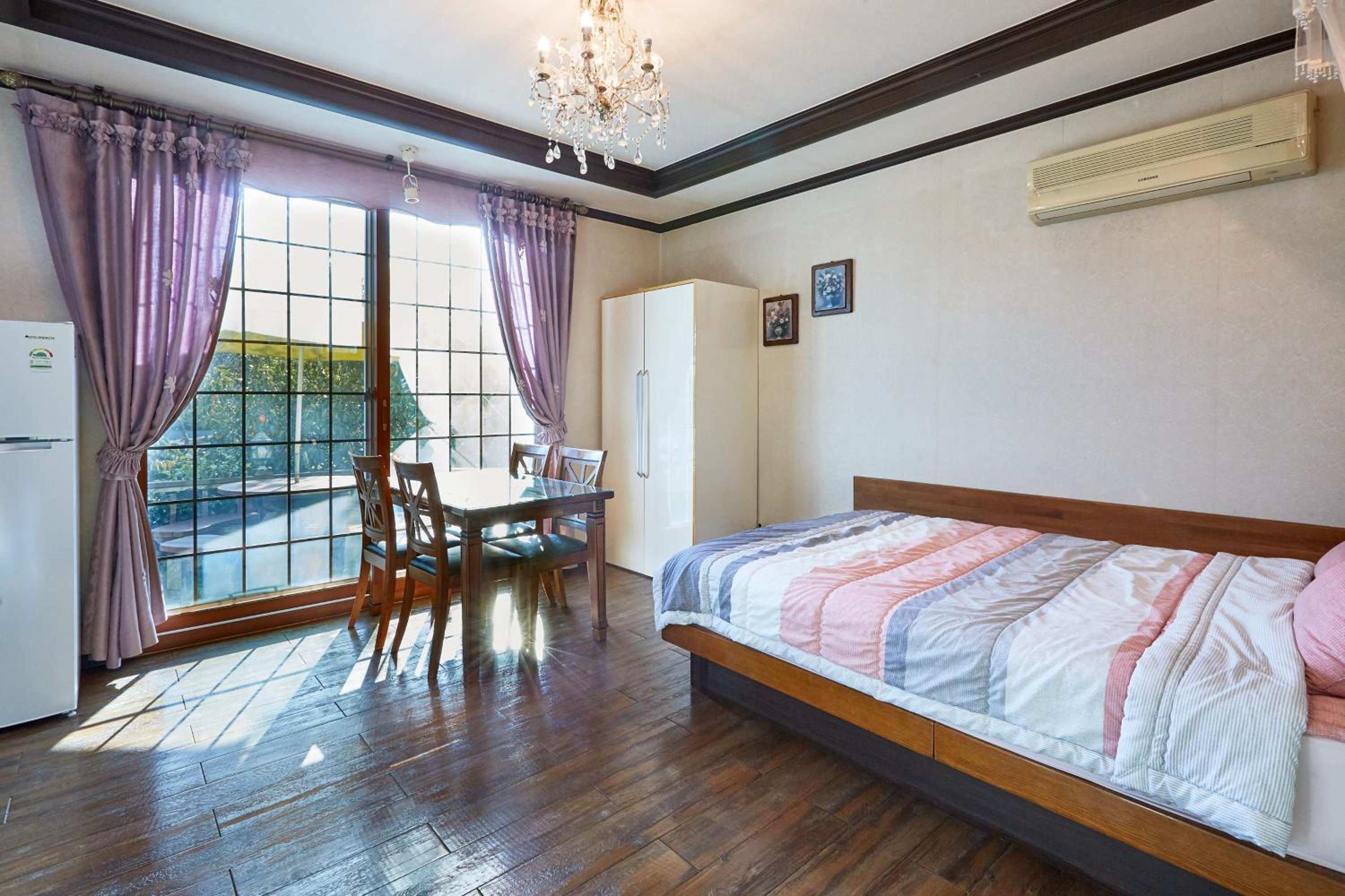 Double Room photo 3
