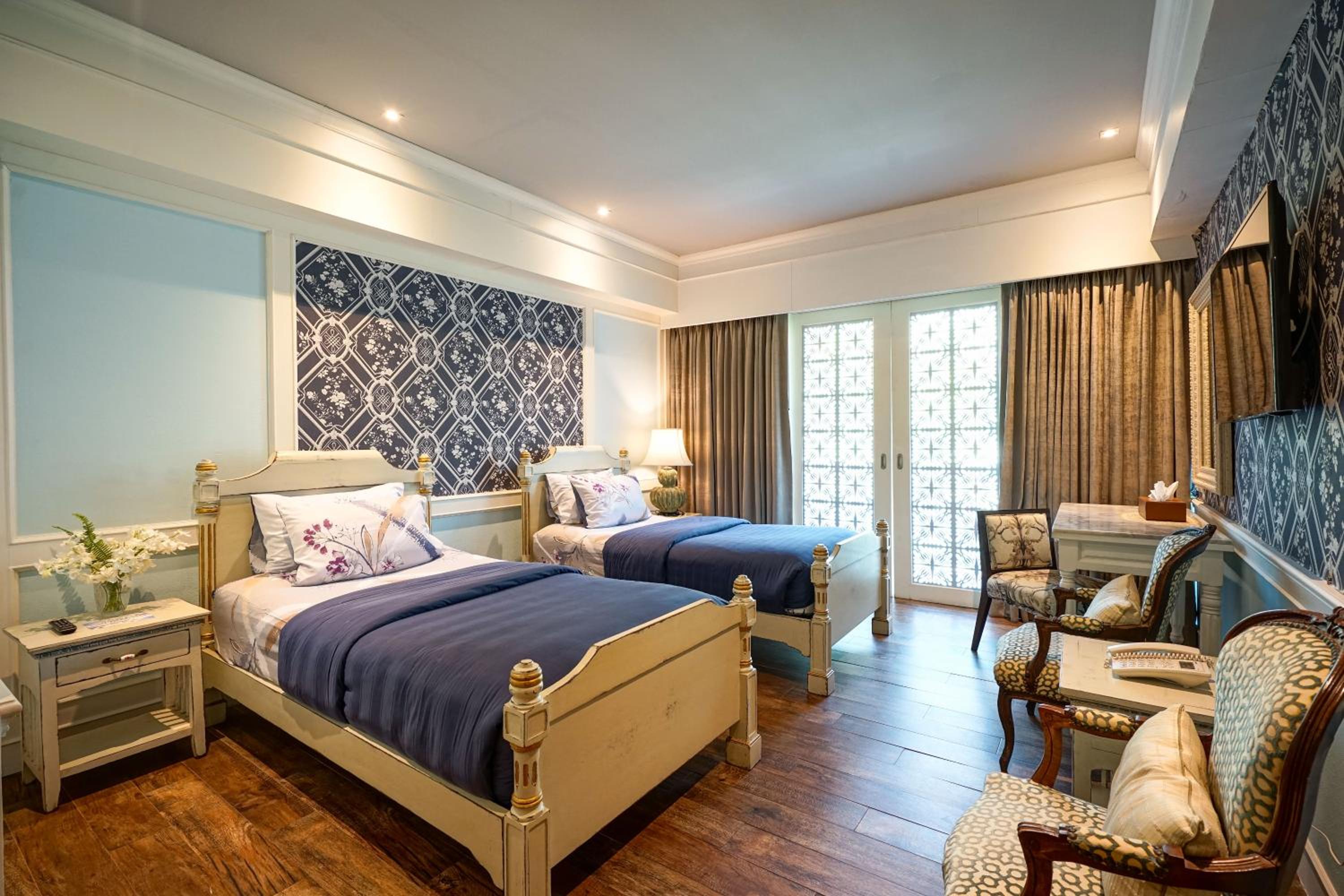Deluxe Twin Room - Photo 1