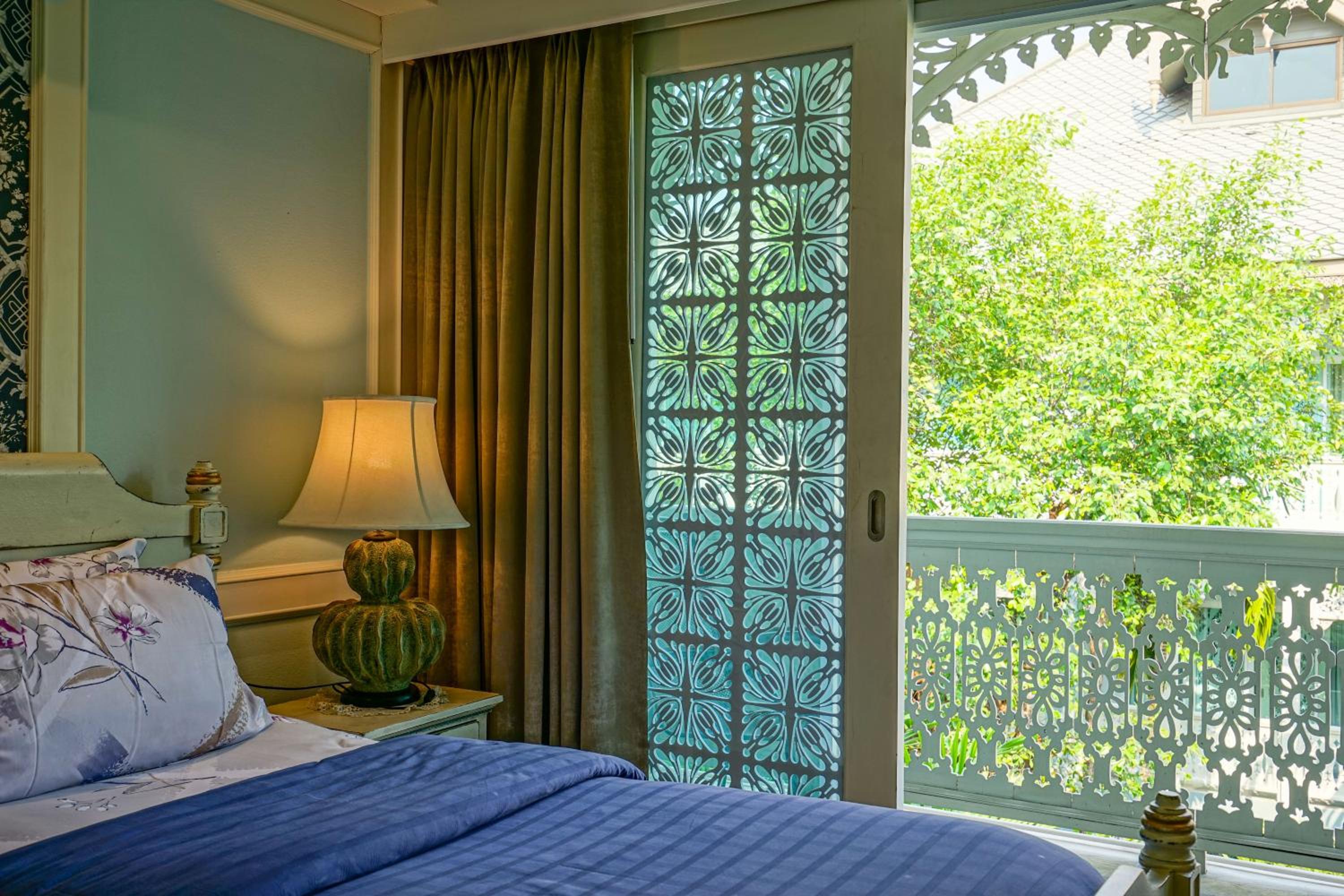 Deluxe Twin Room - Photo 12
