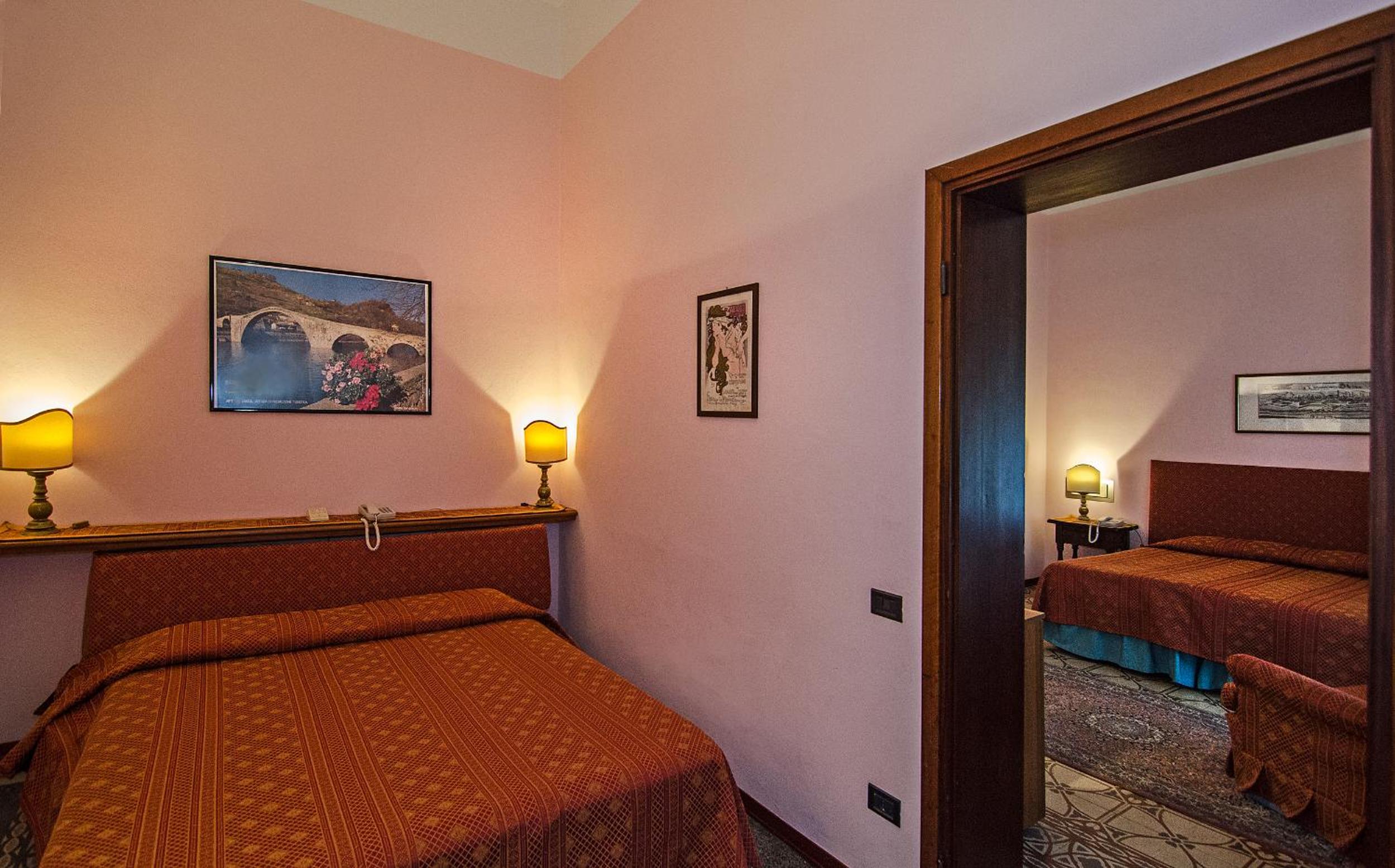 Quadruple Room - Photo 8