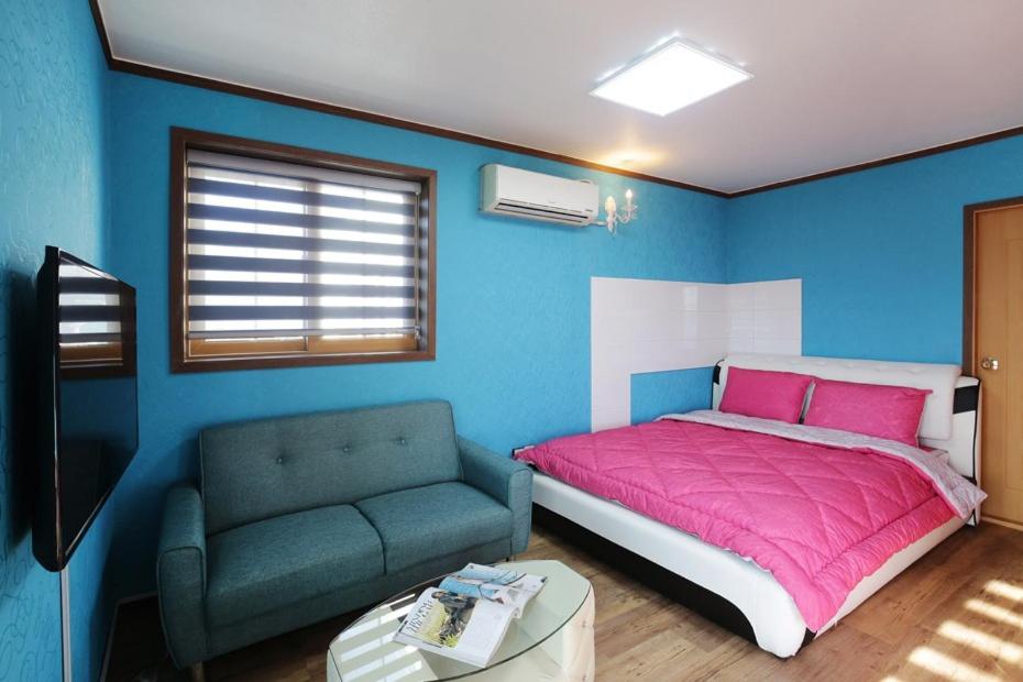 Double Room 2 photo 1