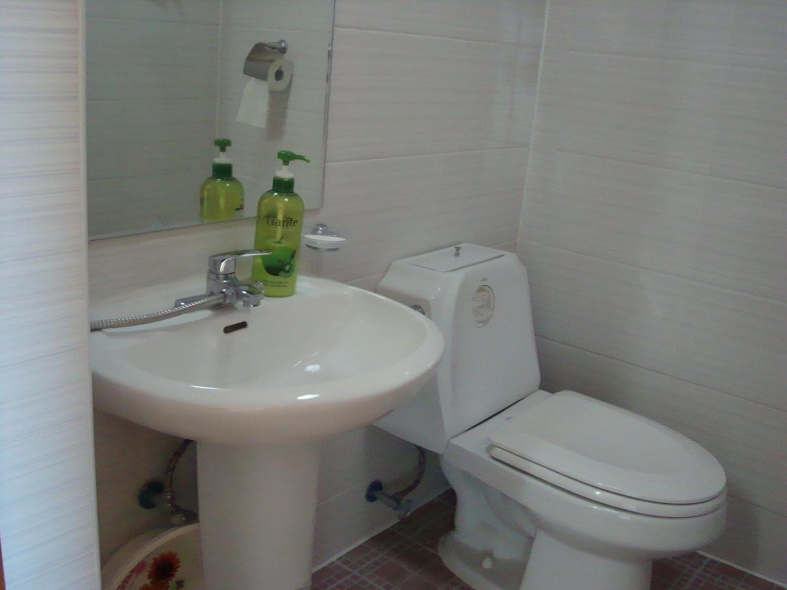 Quadruple Room 1 photo 2