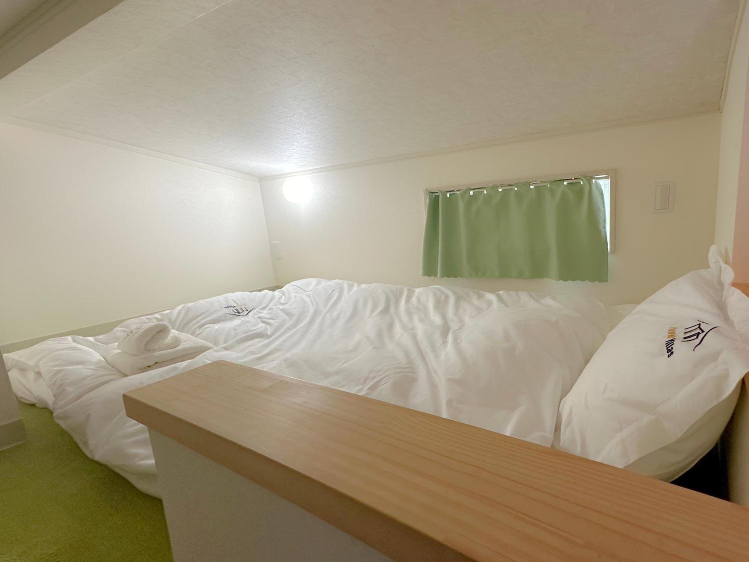 One-Bedroom House - Photo 46