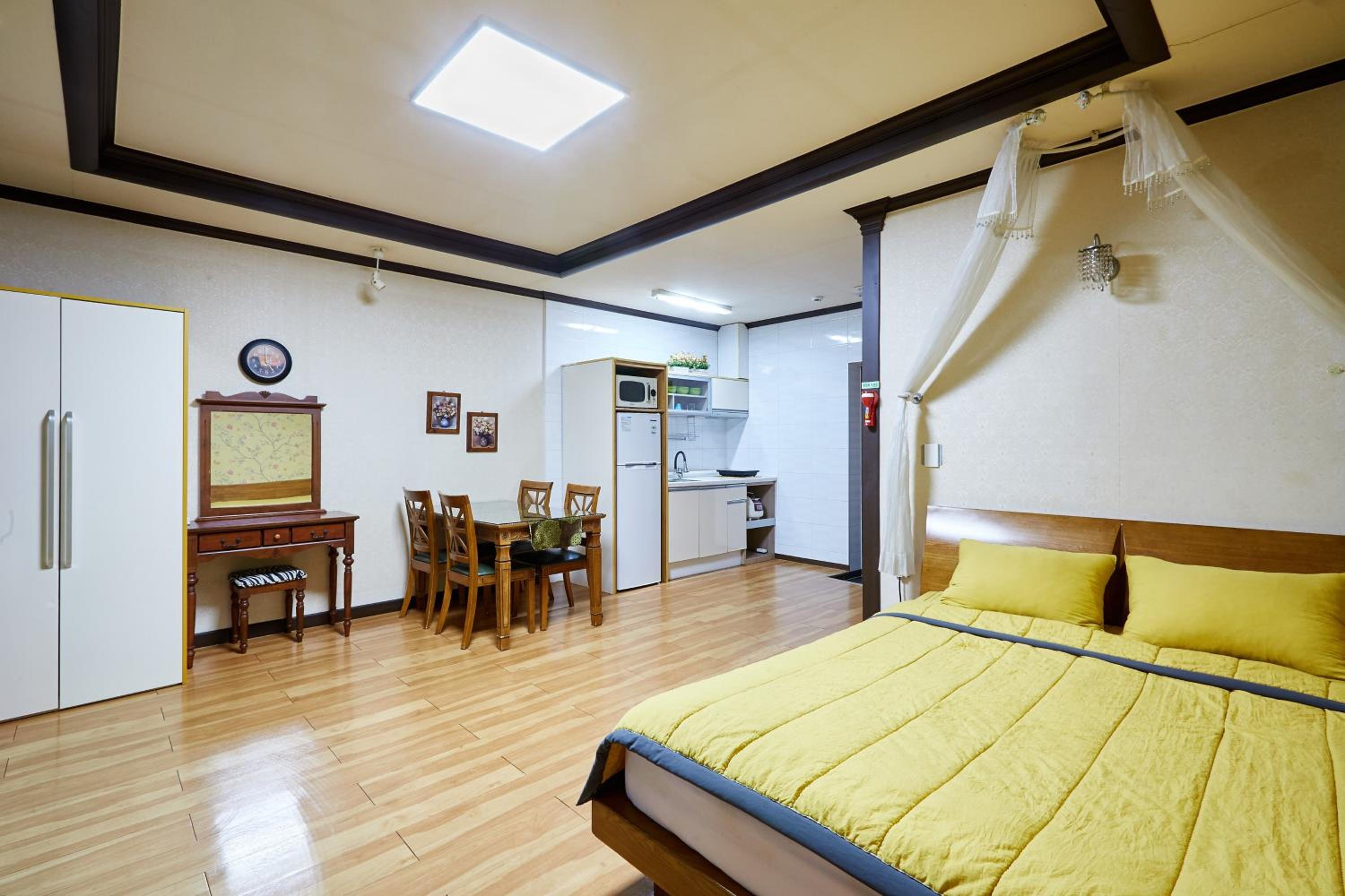 Double Room photo 3