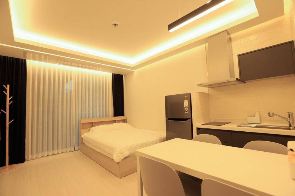 Double Room - Photo 5