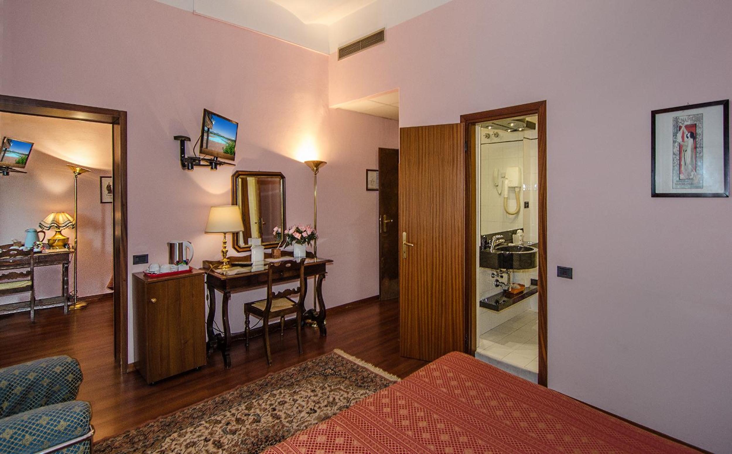 Quadruple Room - Photo 2