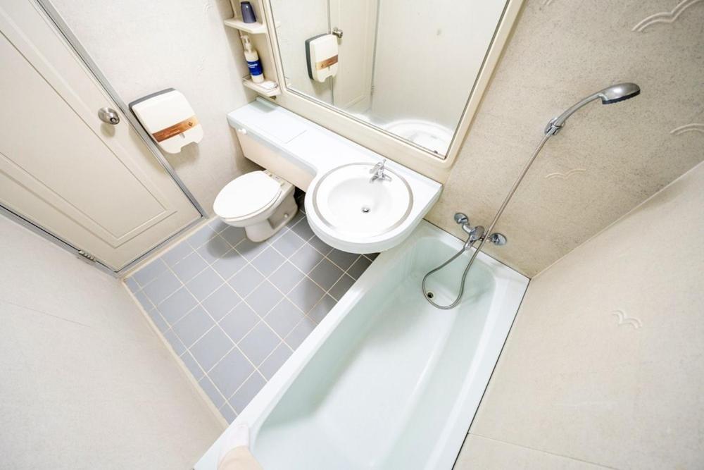 Double Room 1 - Photo 7