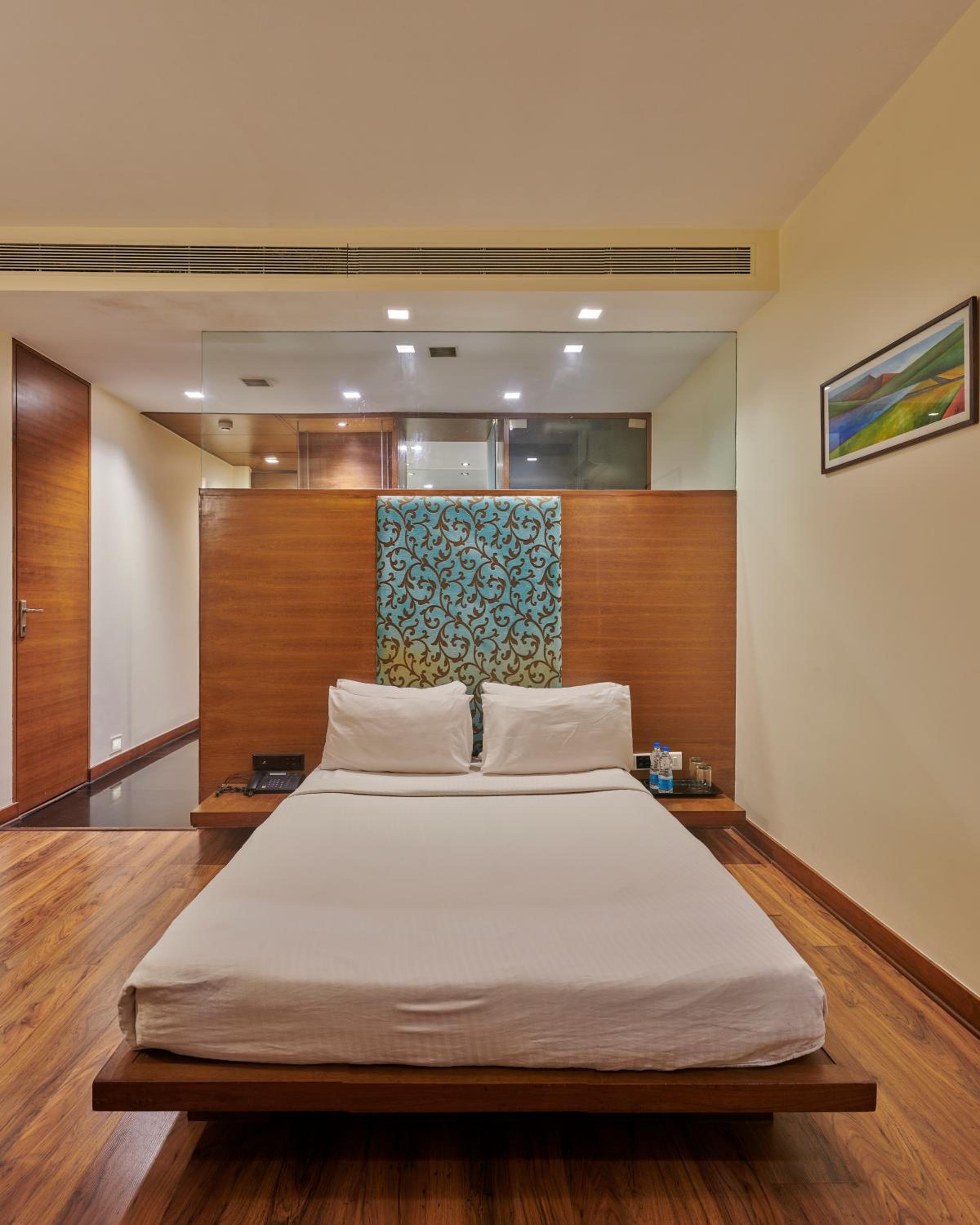 Designer Studio - Photo 1