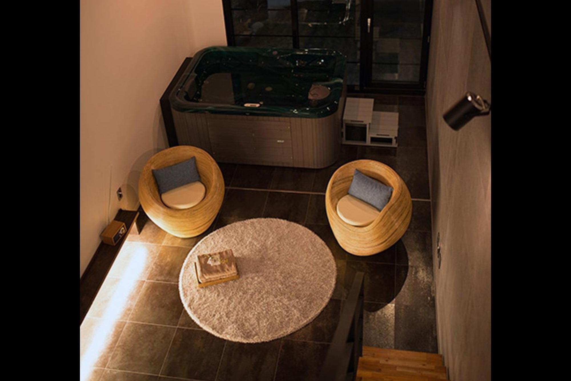 Double Room 1 - Photo 6