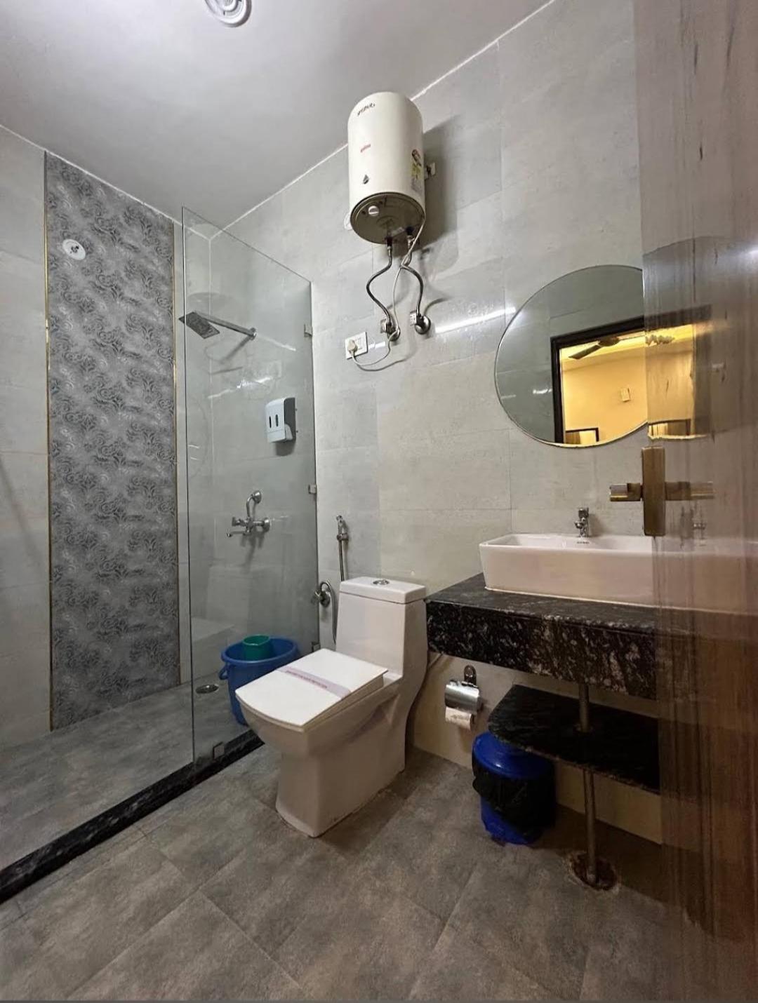 Deluxe Room - Photo 5