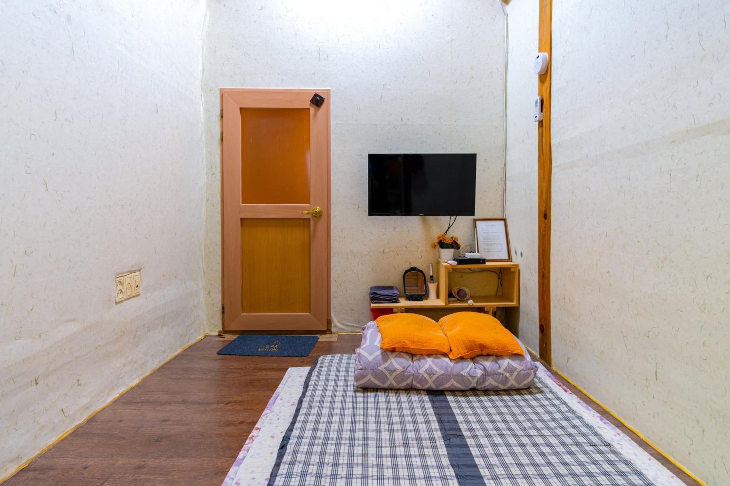 Double Room 2 photo 1