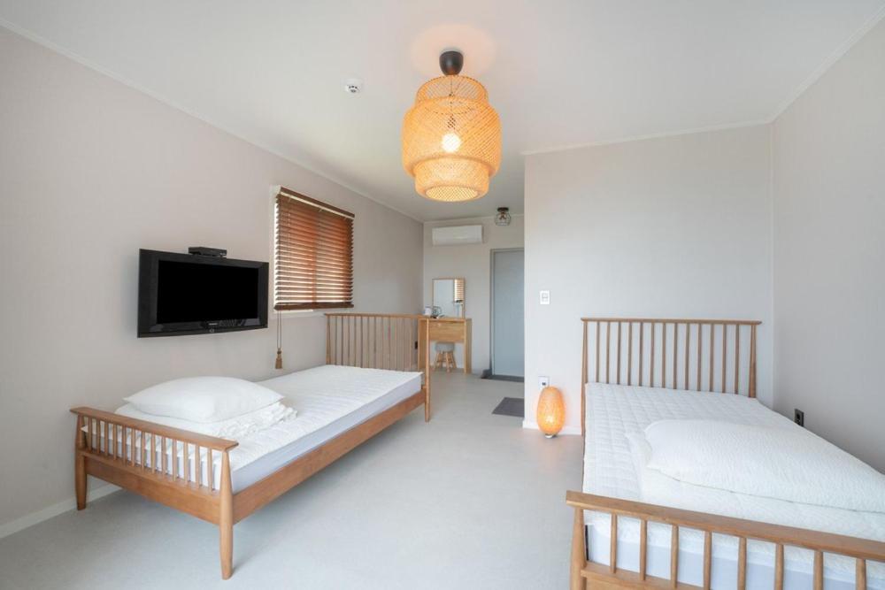 Double or Twin Room with Sea View photo 2