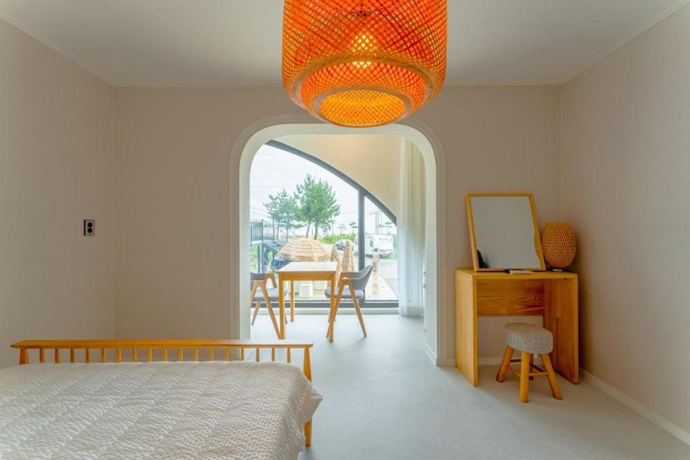 Double Room with Sea View photo 2