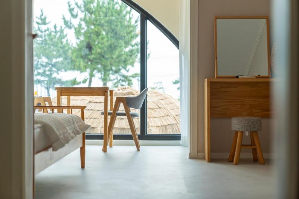 Double Room with Sea View photo 3