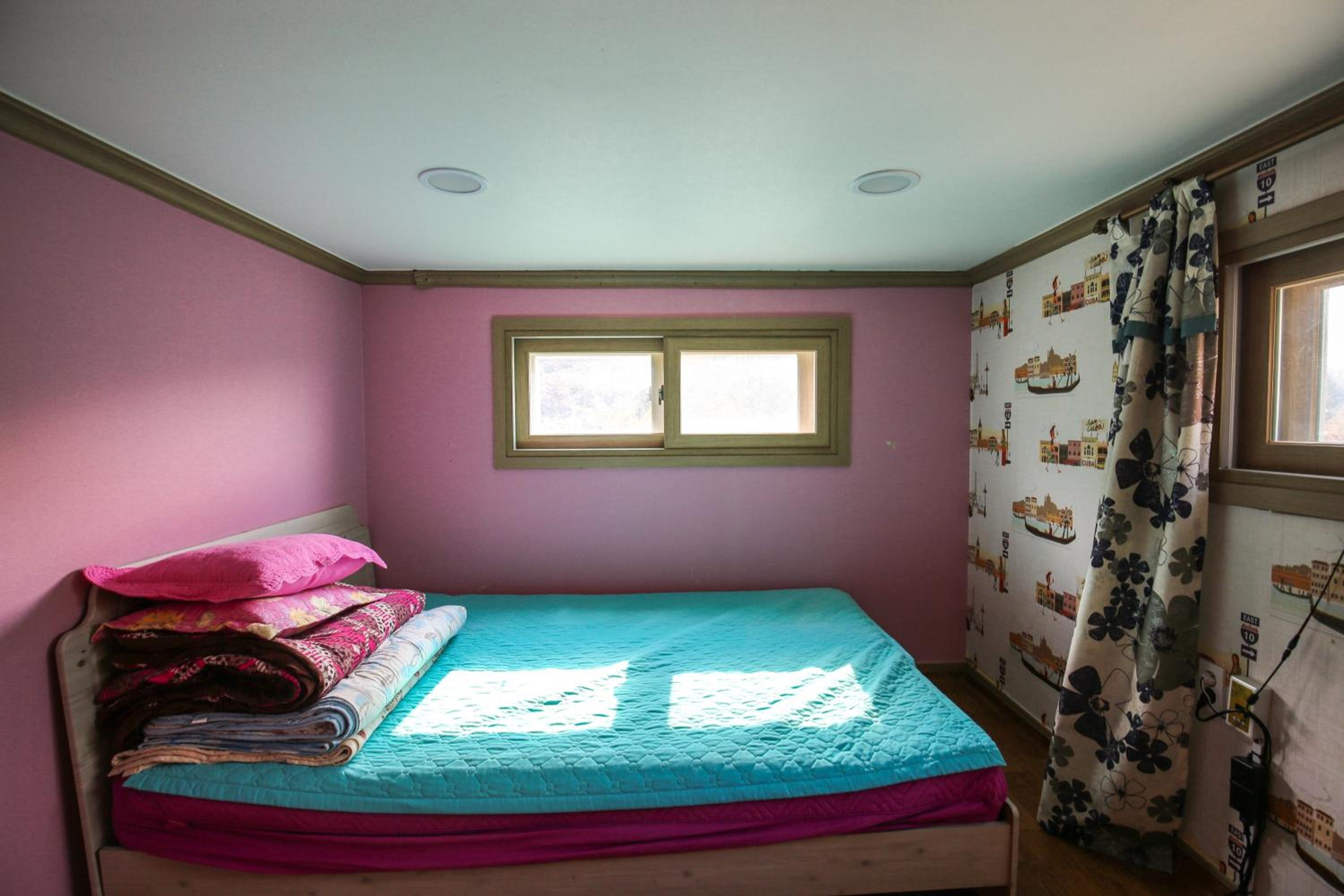 Quadruple Room 1 - Photo 16