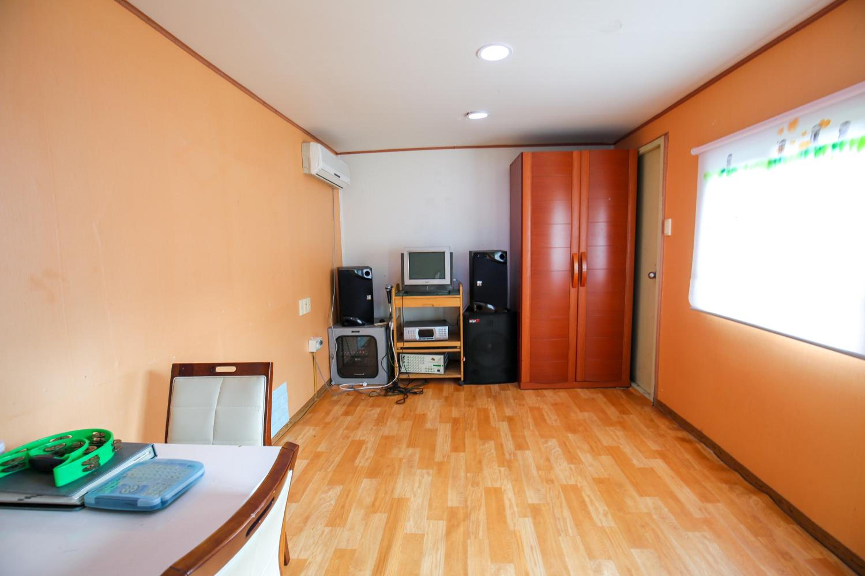 Quadruple Room 1 - Photo 19