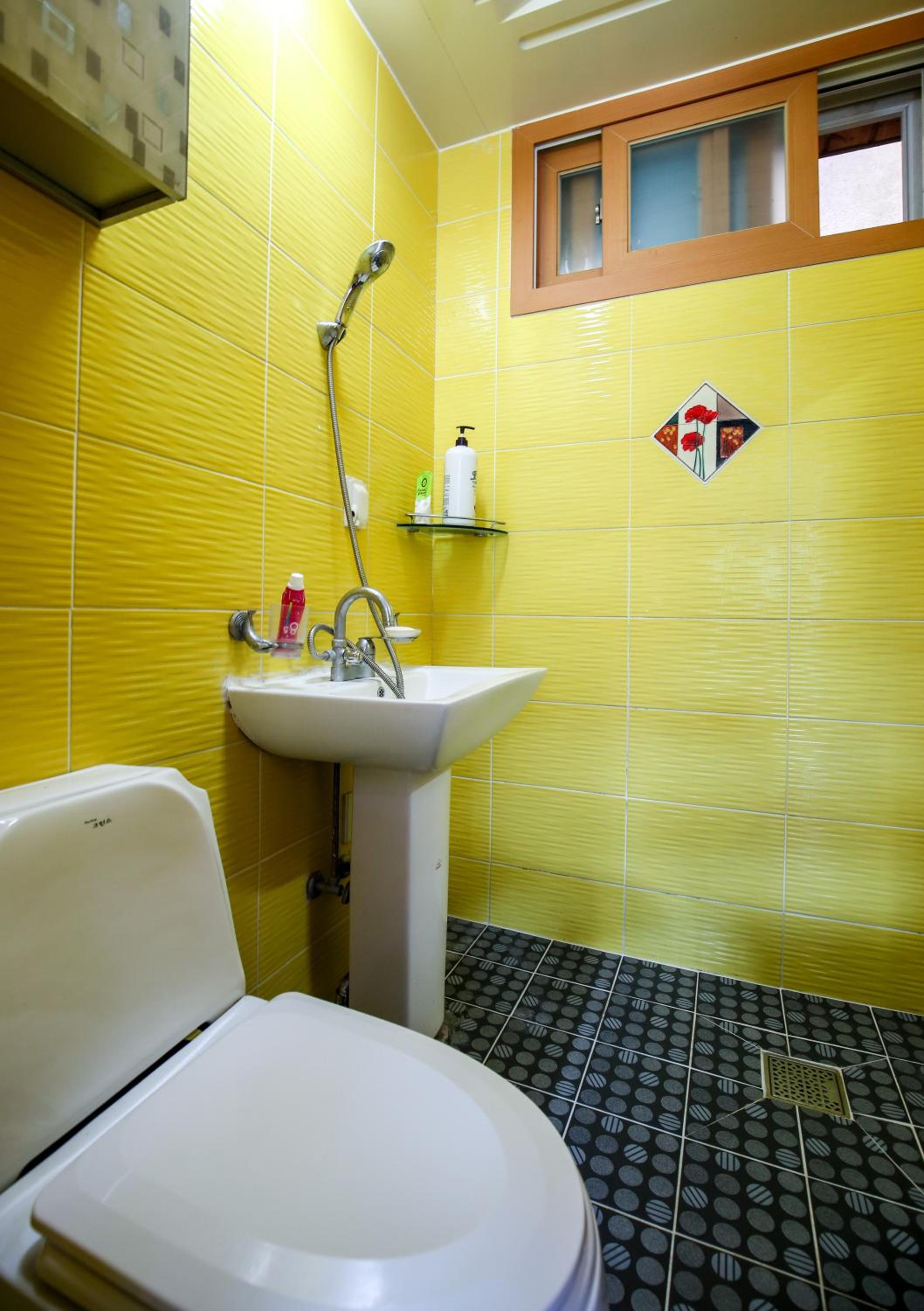 Double Room - Photo 2