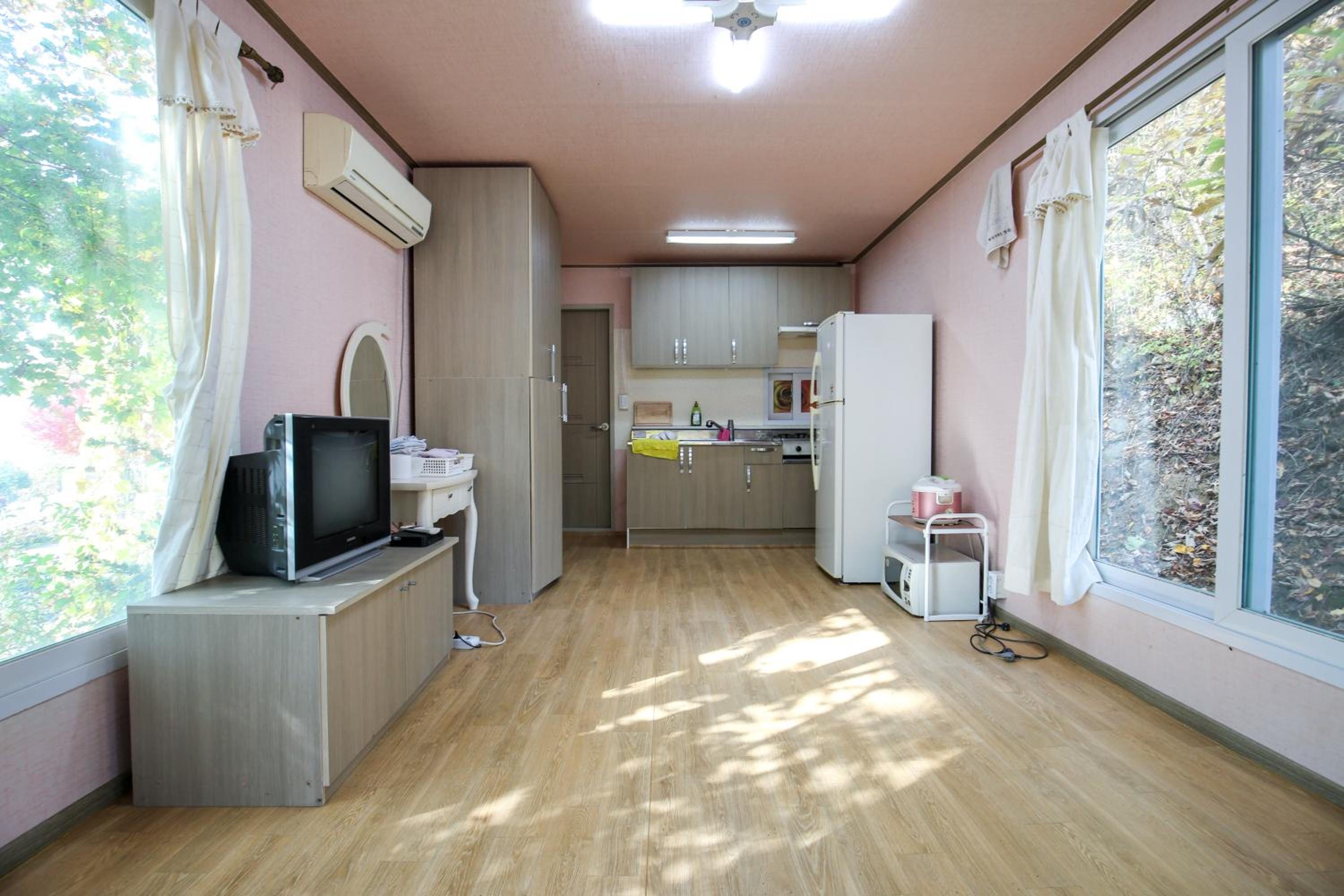 Double Room 1 - Photo 4