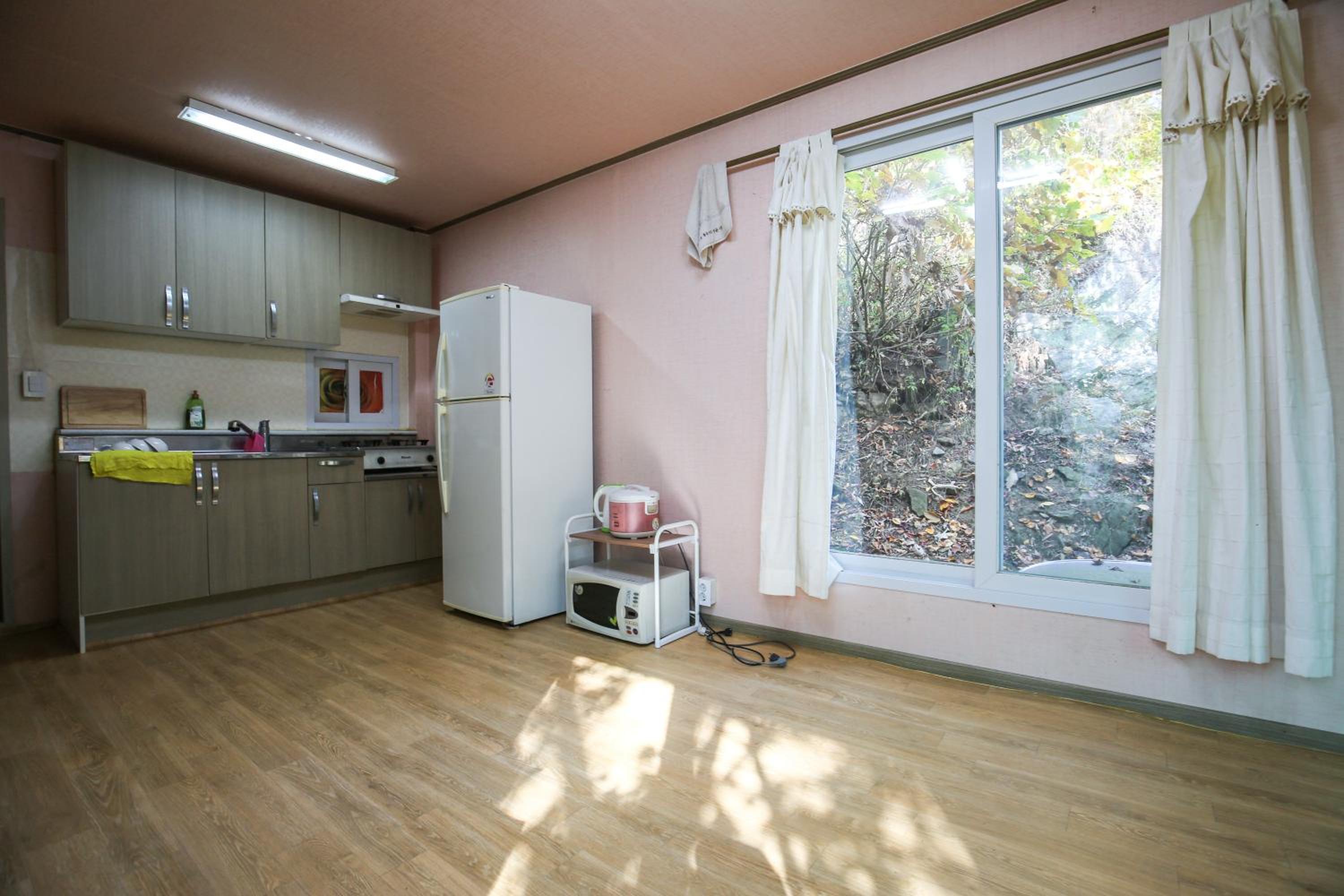 Double Room 1 - Photo 8