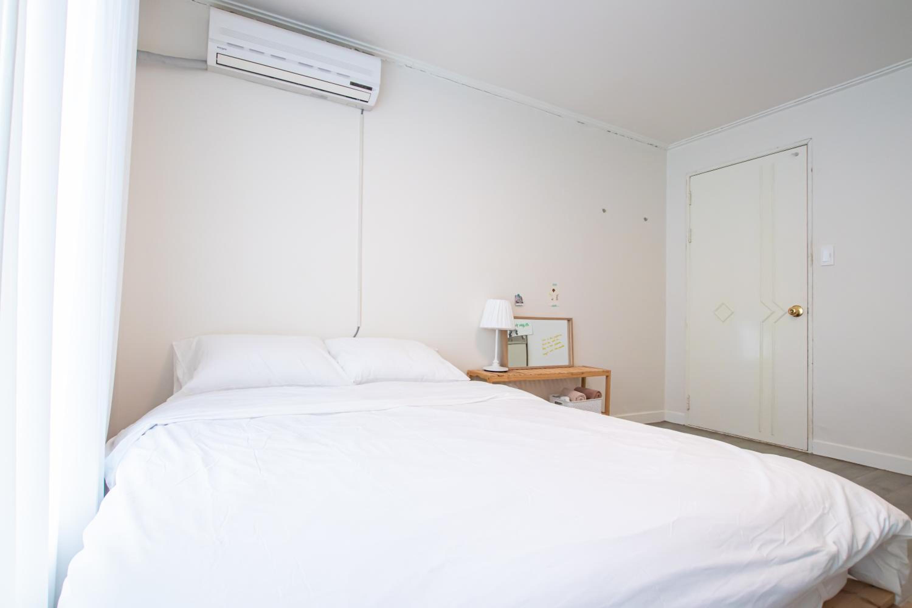 Double Room 1 photo 3
