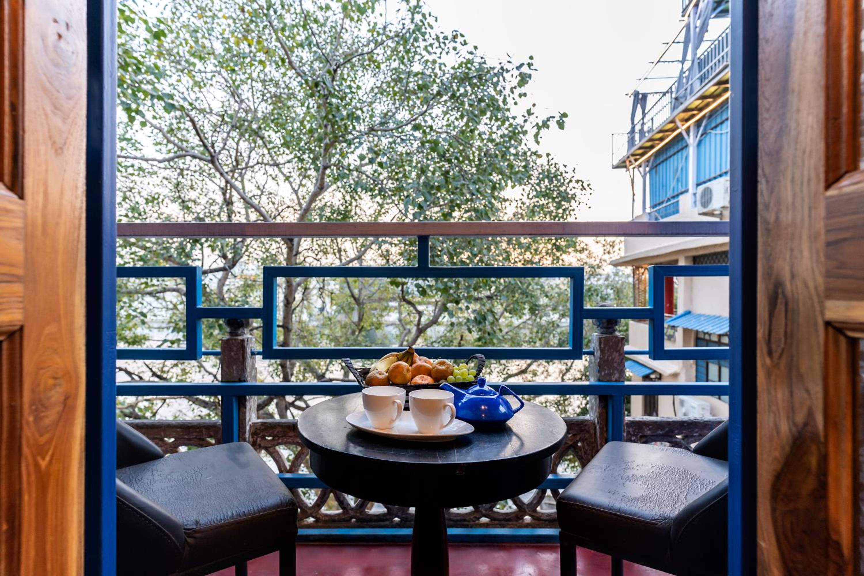 Double Room with Balcony and Sea View photo 3