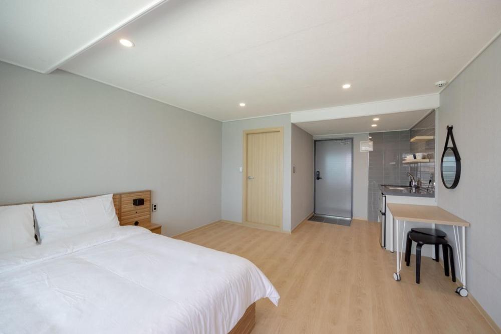 Double Room with Sea View photo 3