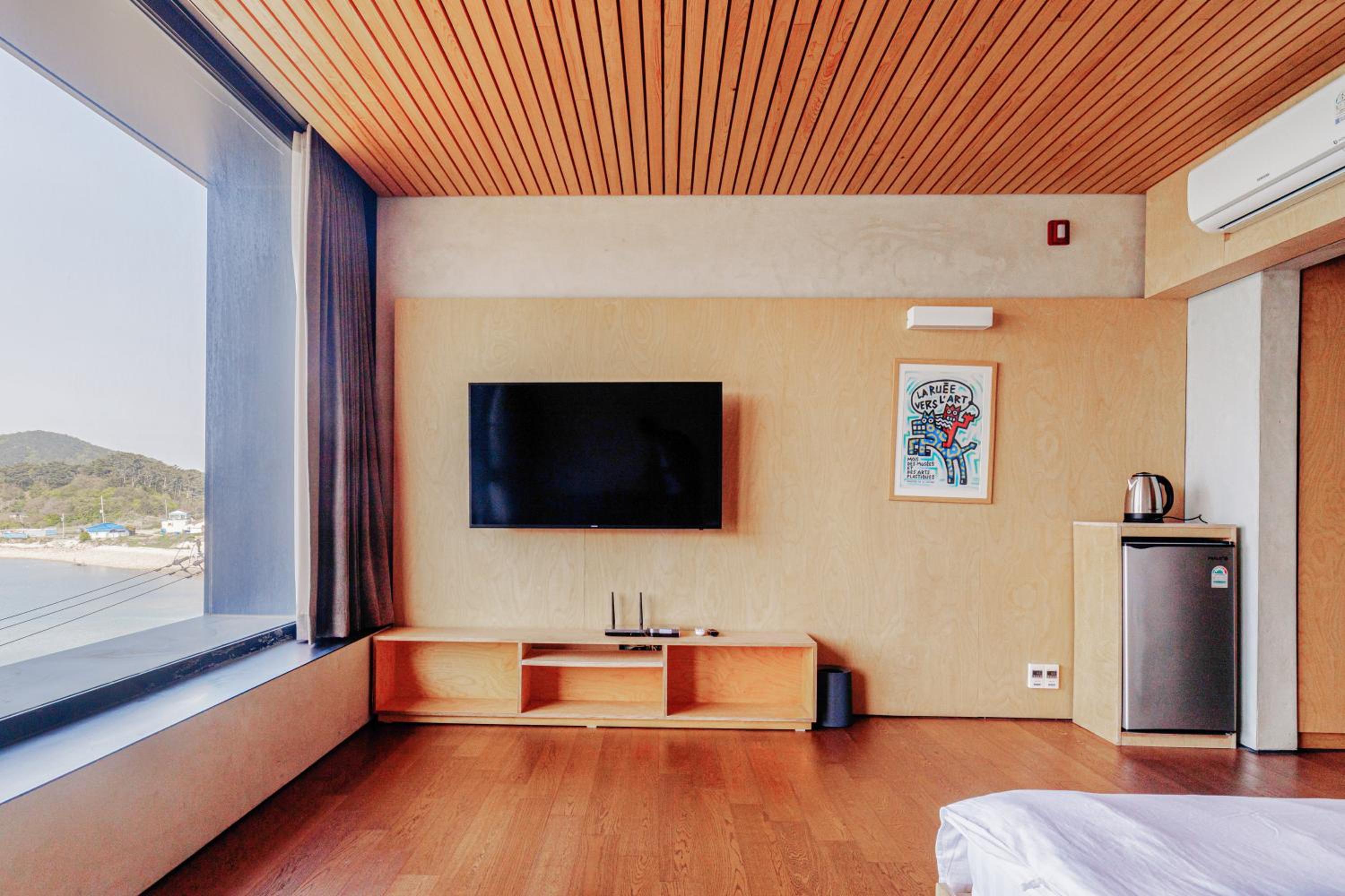Double or Twin Room - Photo 8