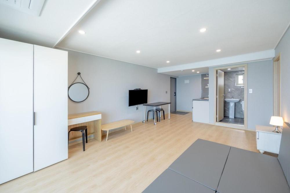 Double Room with Sea View photo 2