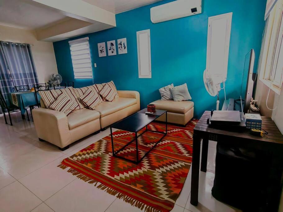 Two-Bedroom House photo 3