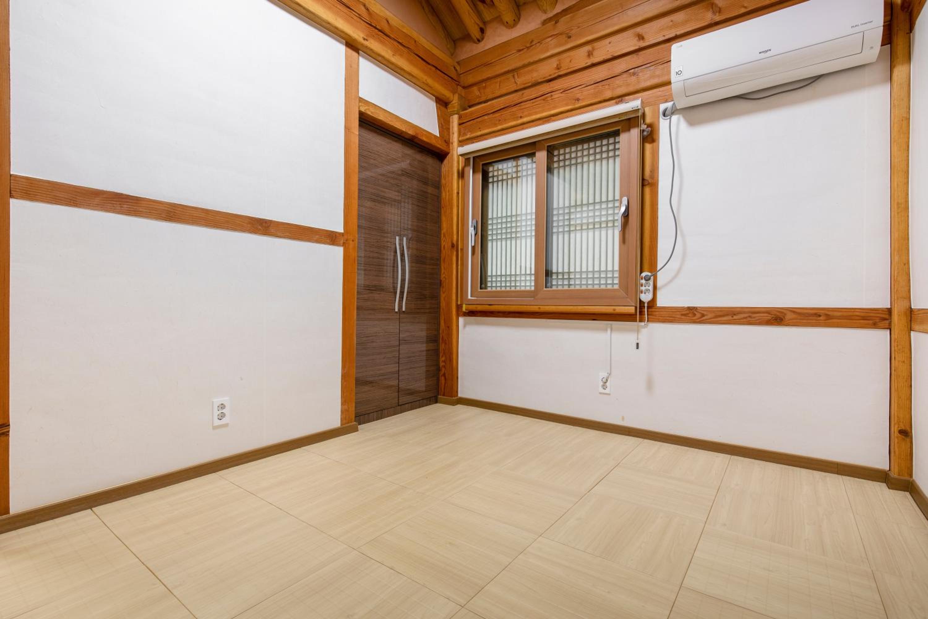 Double Room 1 - Photo 2