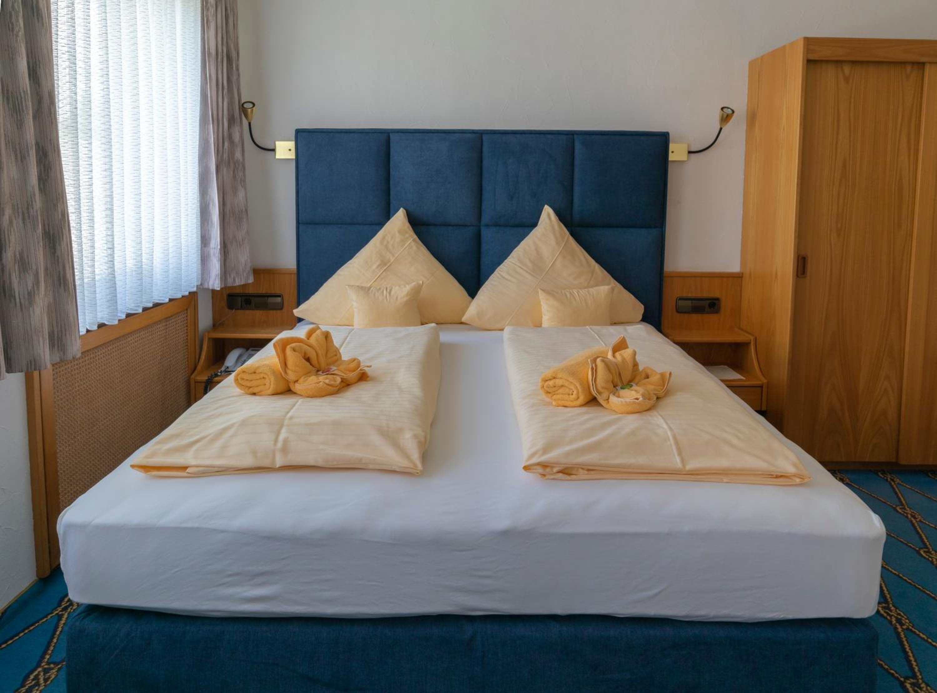 Standard Double Room - Main Building photo 1