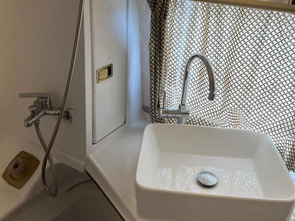 Quadruple Room - Photo 8