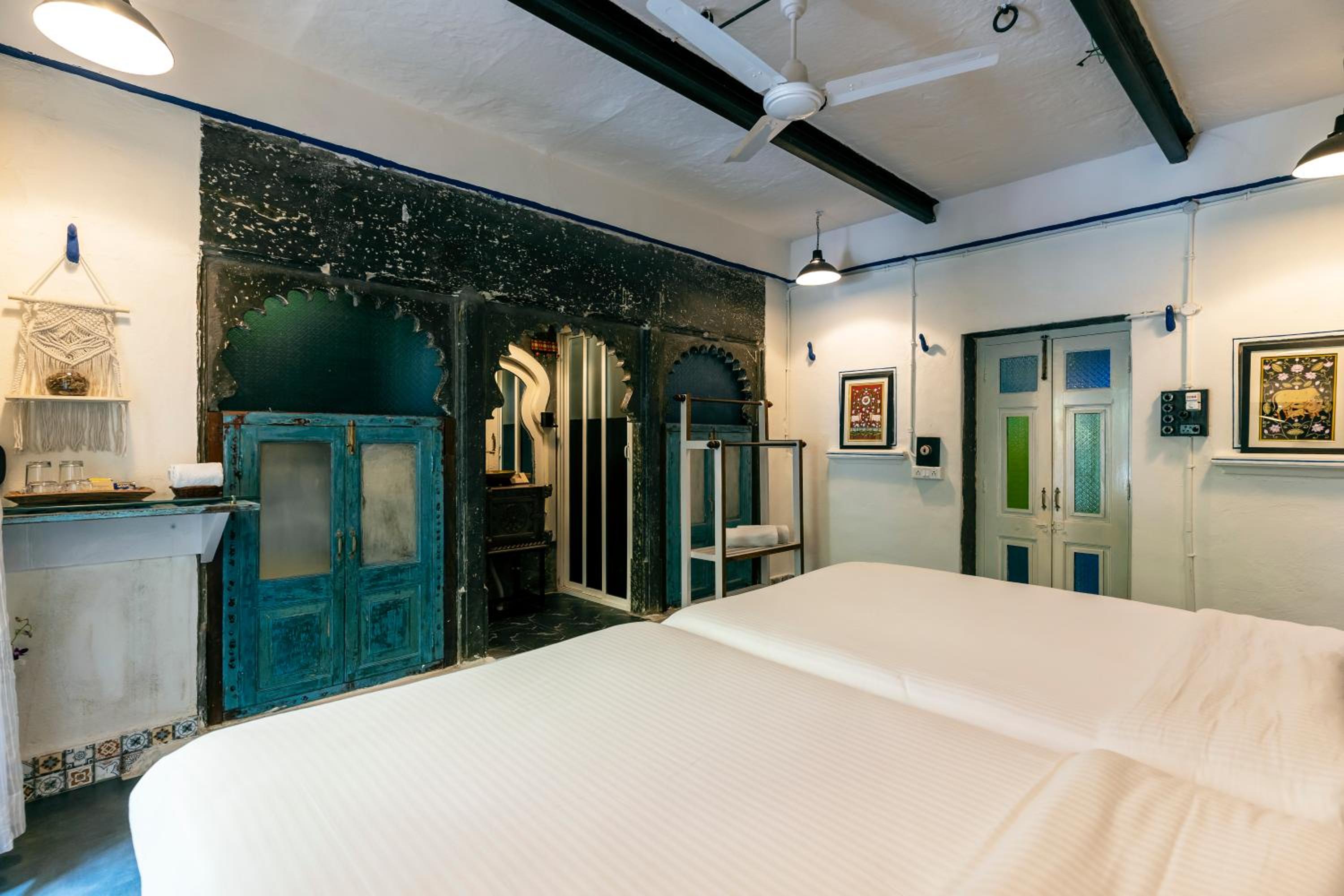 Double or Twin Room with Balcony photo 3
