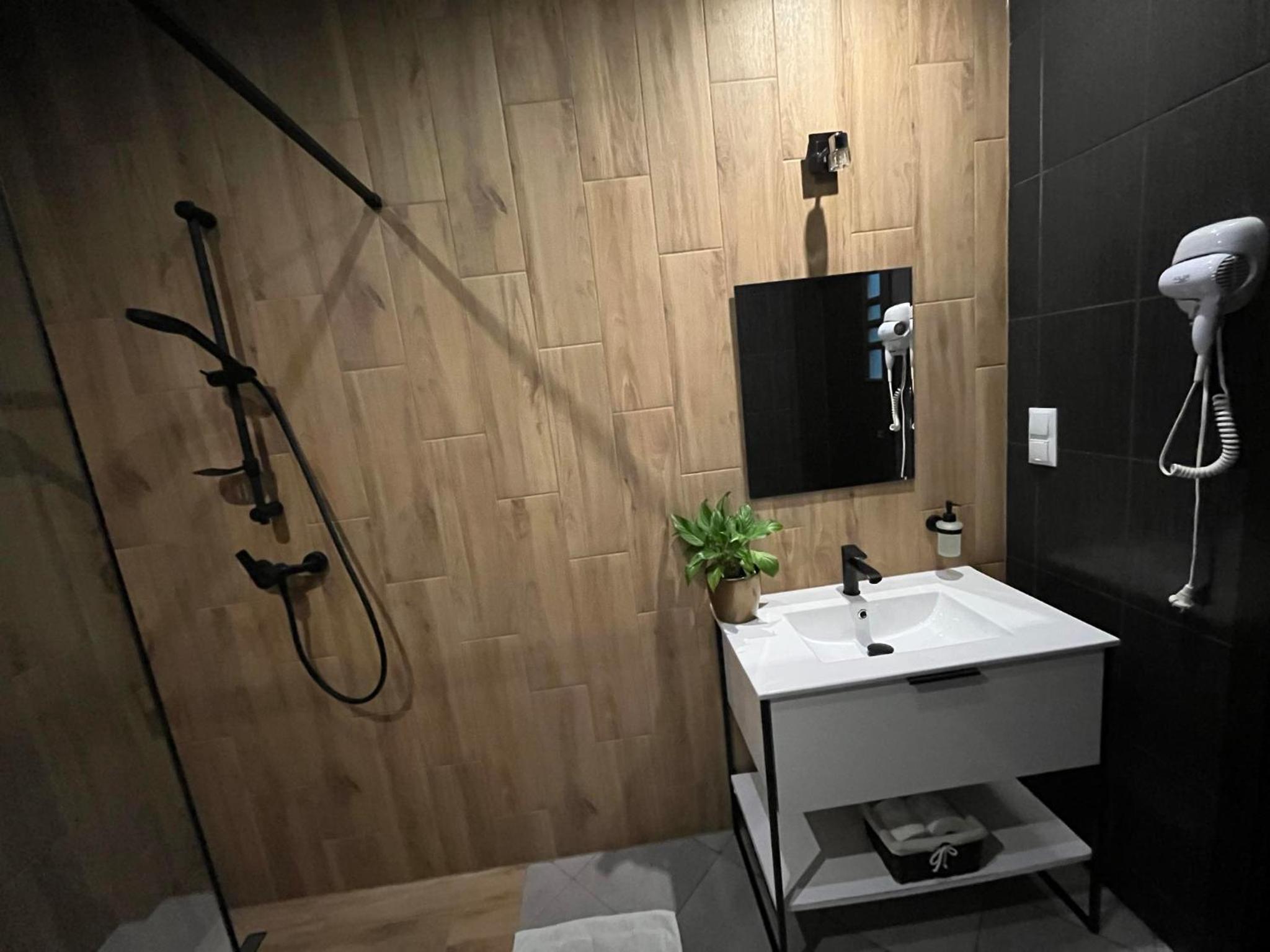 Triple Room - Photo 3
