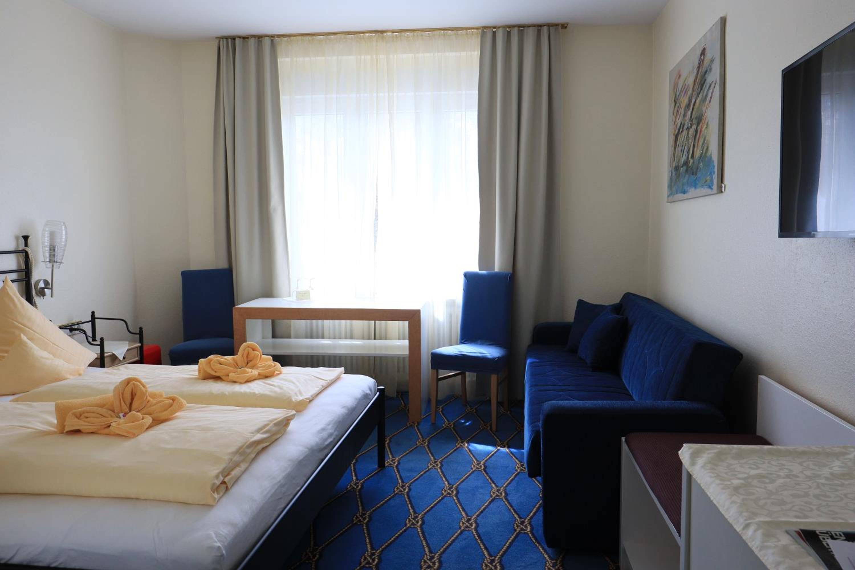 Double Room with Lake View - Main Building photo 2