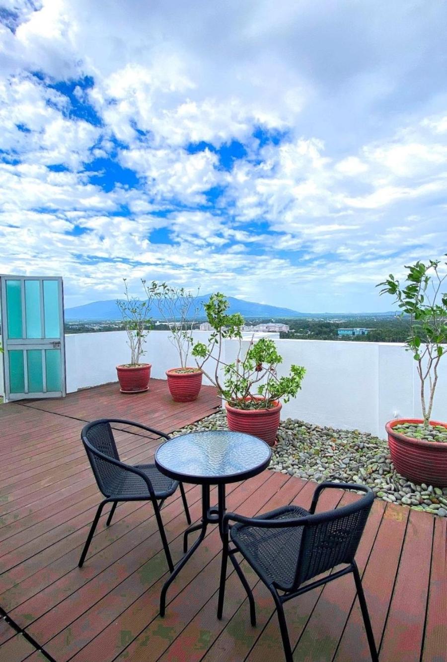 Penthouse Apartment photo 2