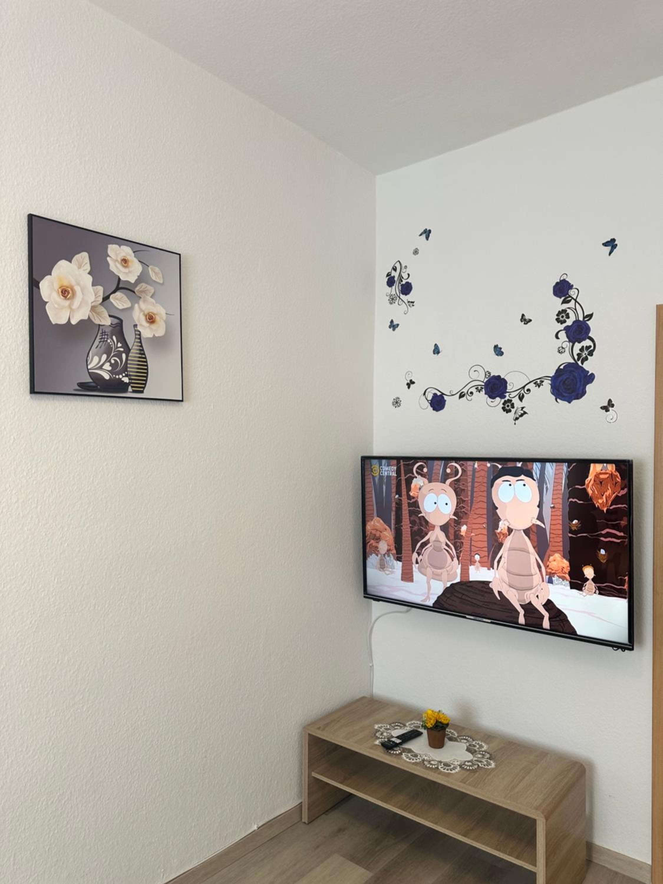One-Bedroom Apartment photo 2