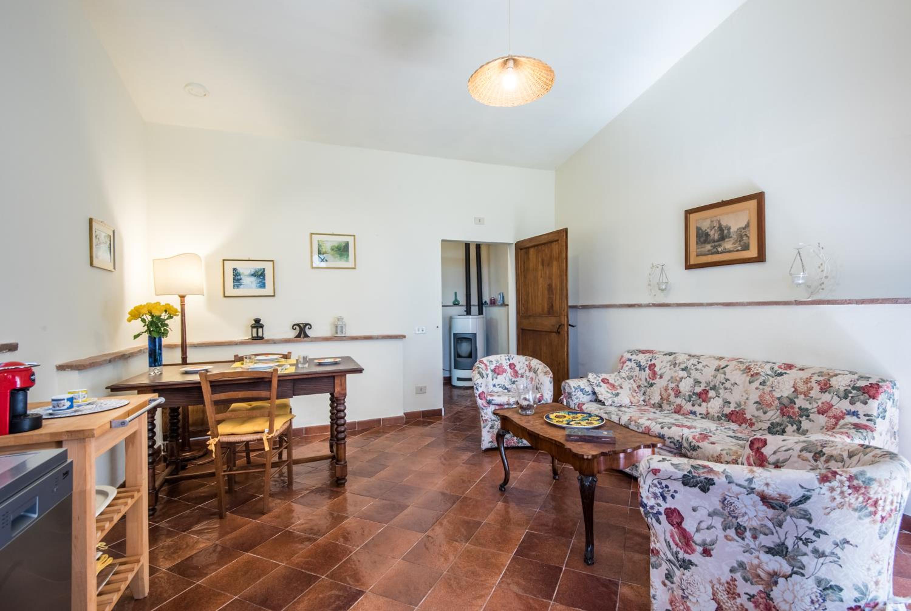 One-Bedroom House photo 2