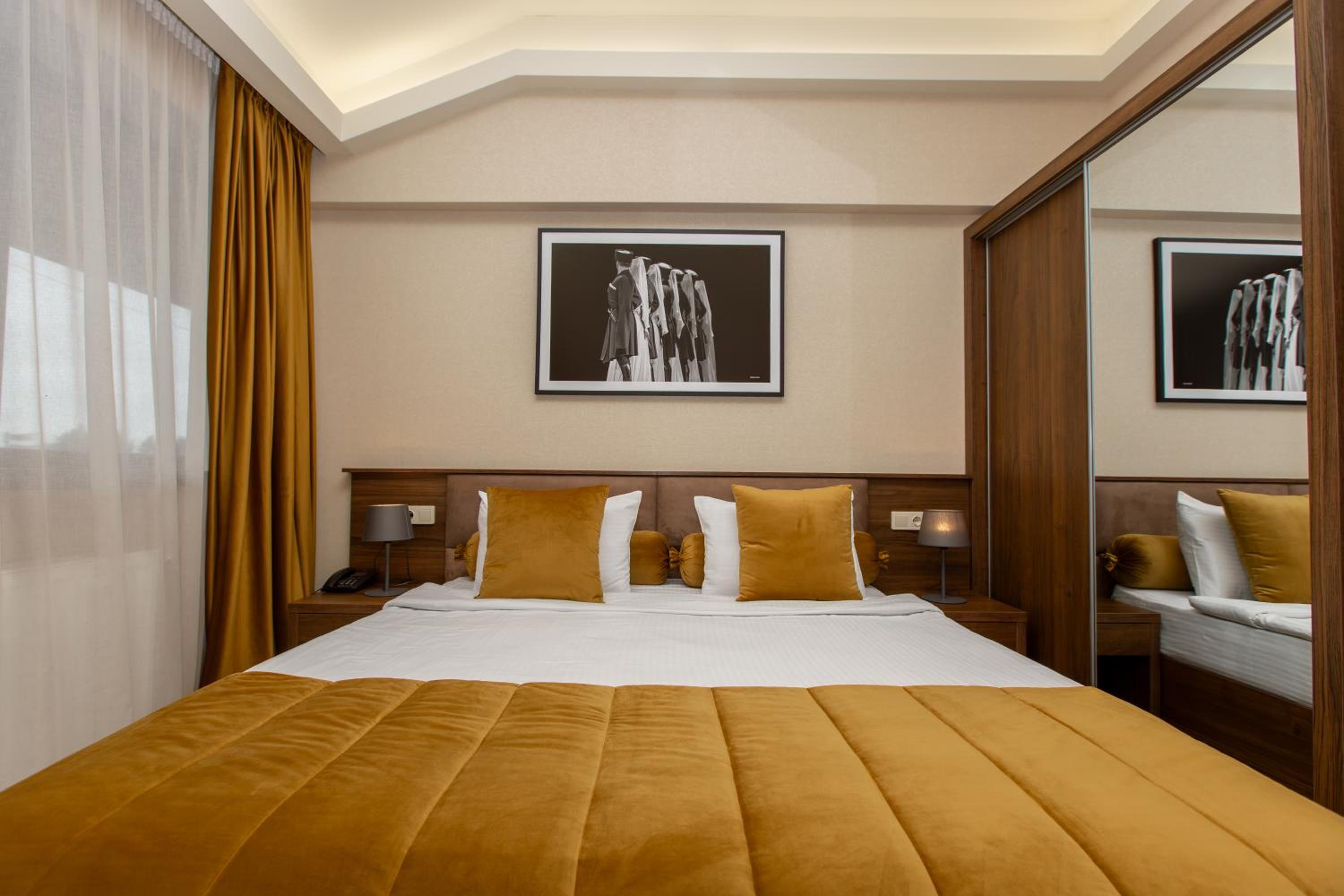Economy Double Room - Photo 4