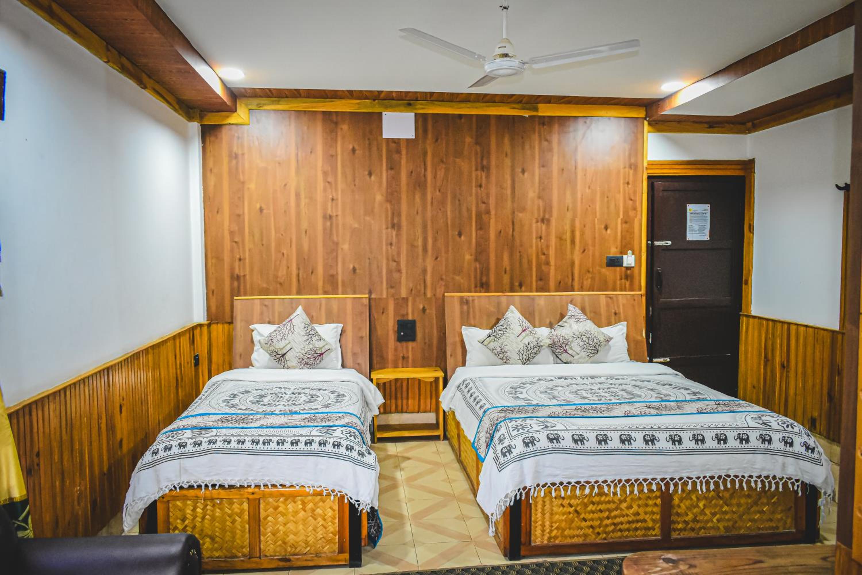 Deluxe Family Room - Photo 4