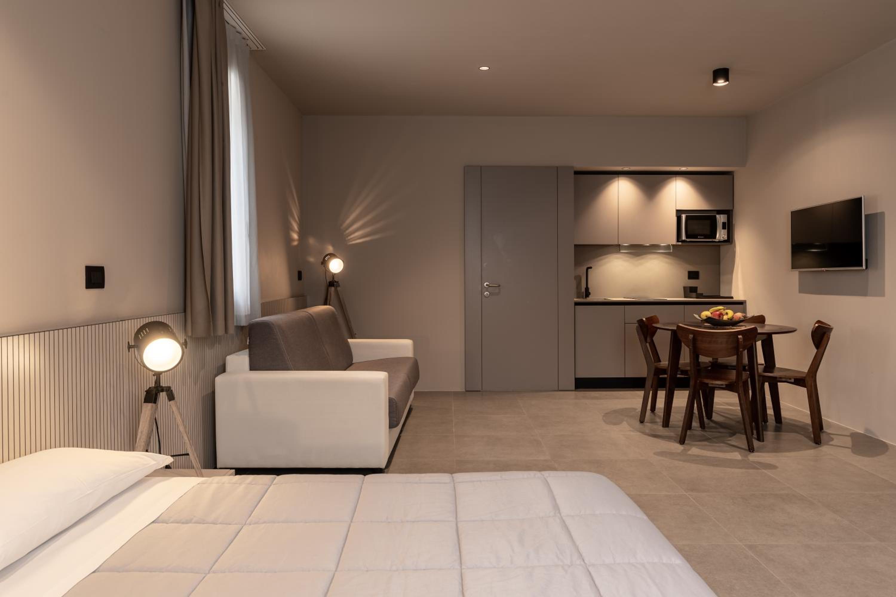 Deluxe Apartment - Photo 6