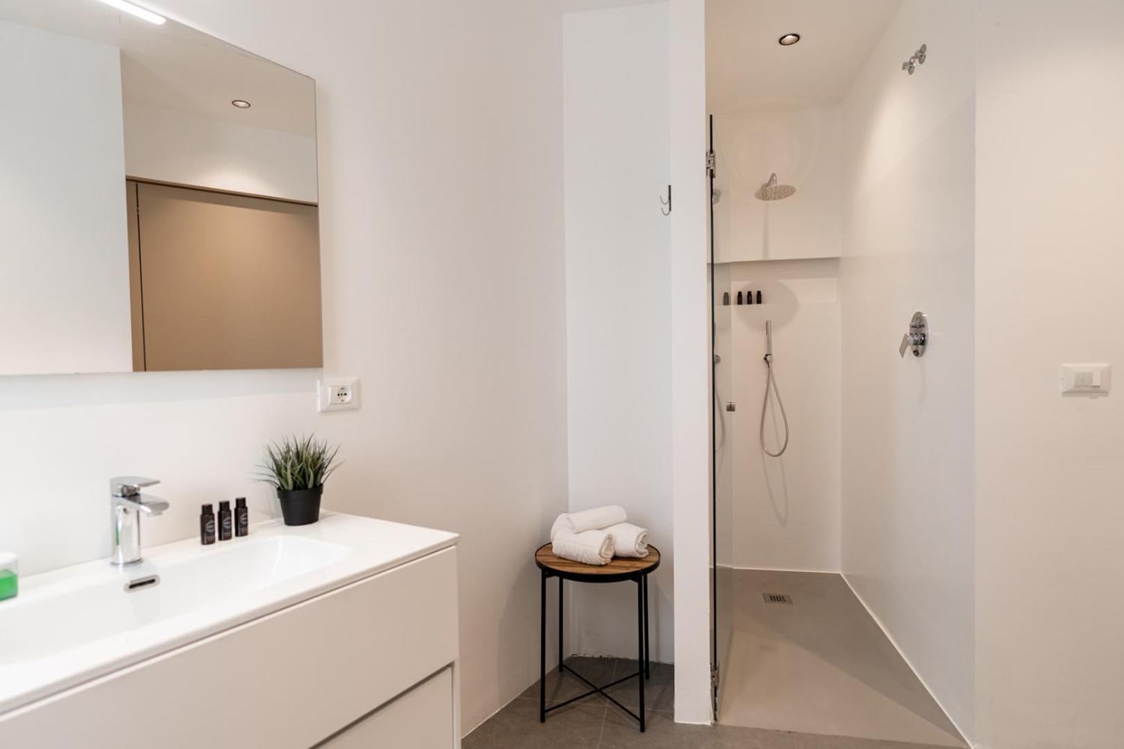 Superior Apartment - Photo 11