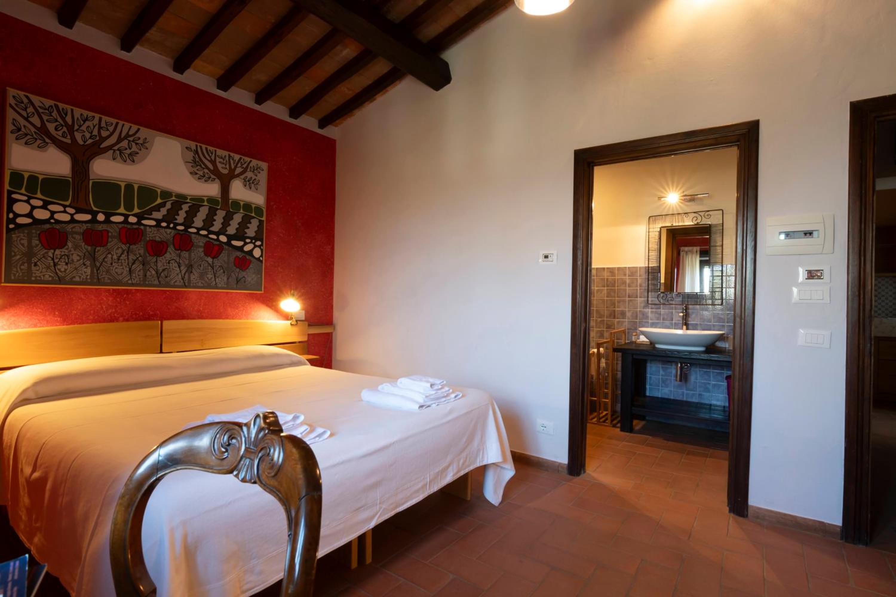 Double or Twin Room with Bathroom