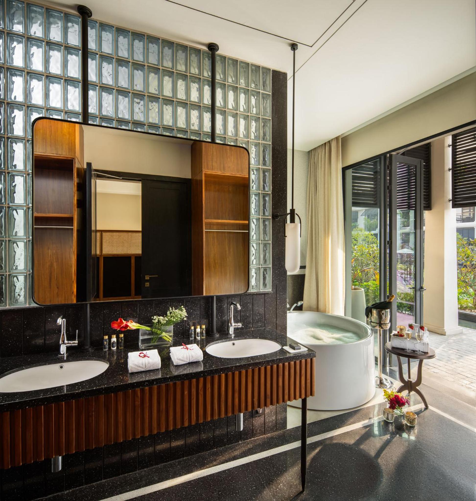 Presidential Suite Presidential Suite