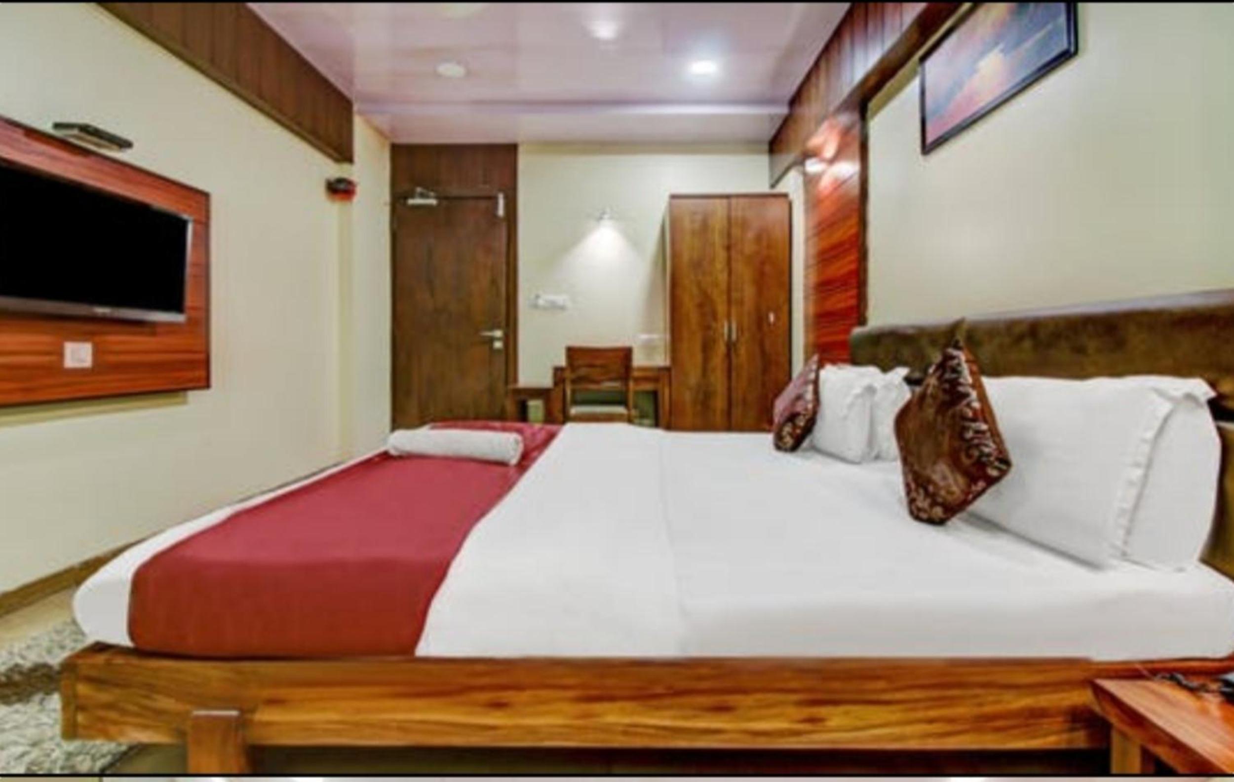 Standard King Room