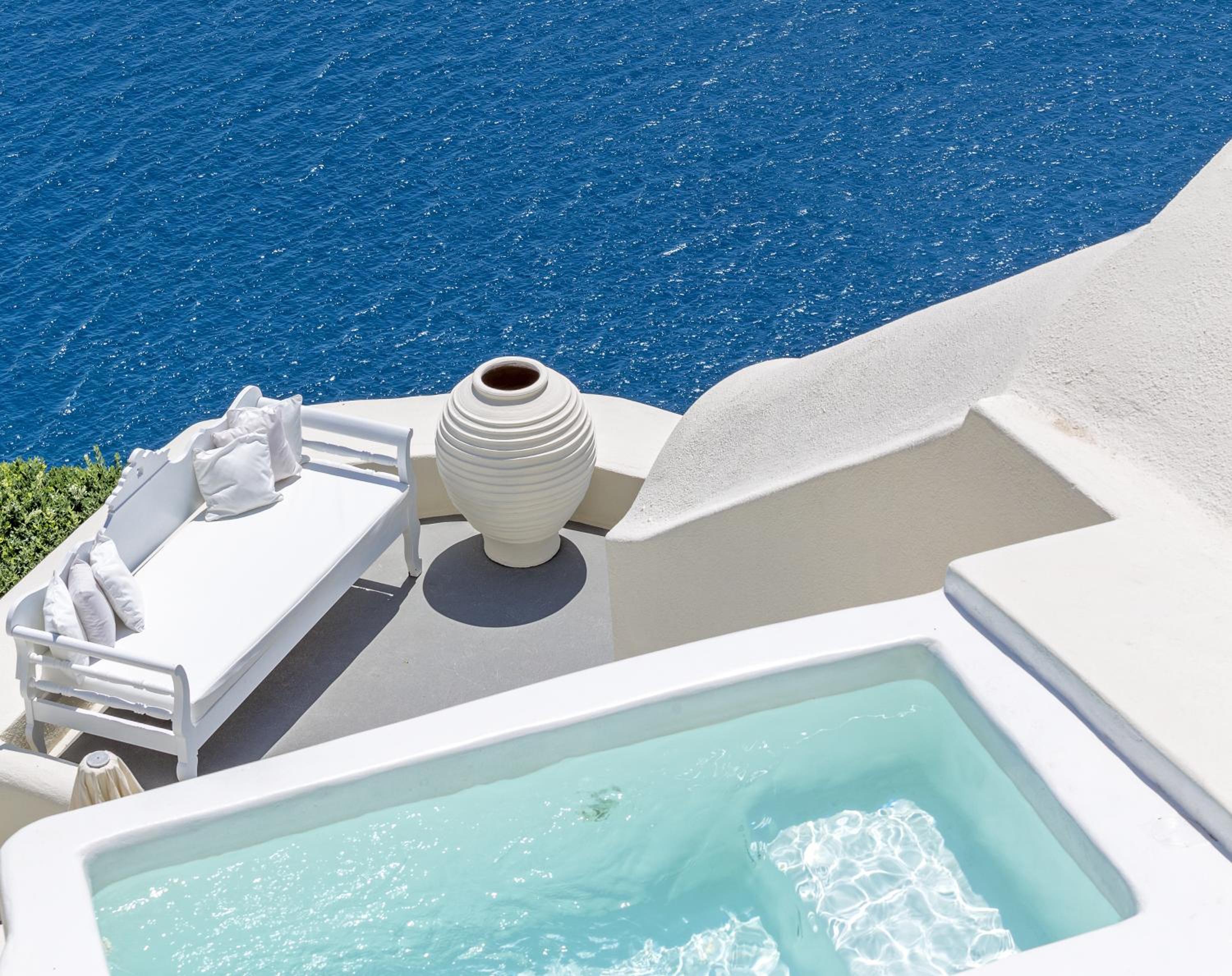 Honeymoon Suite  with Plunge Pool - Photo 6
