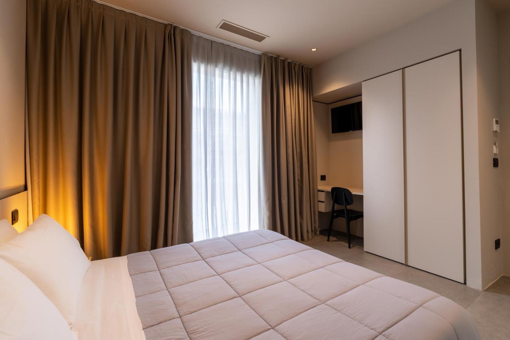 Double Room - Photo 2