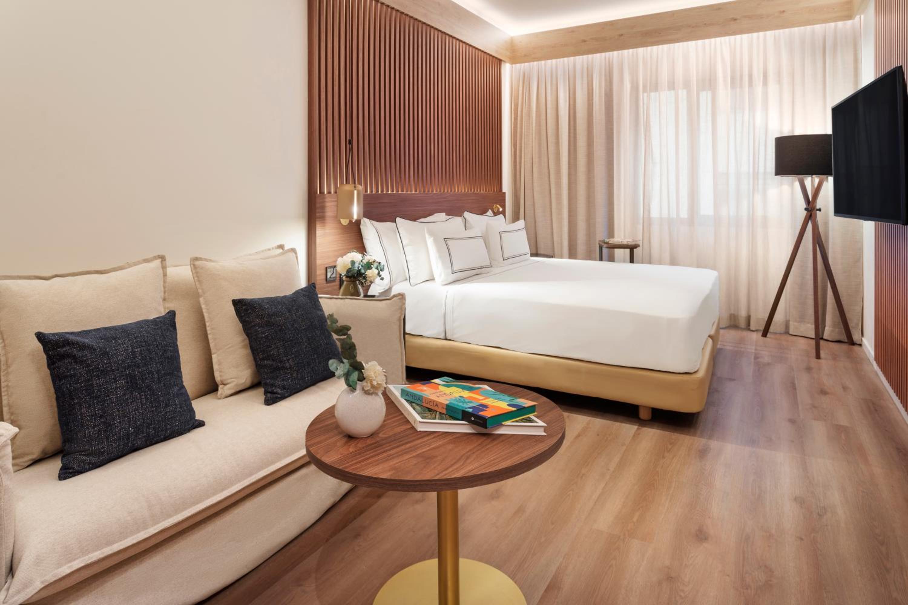 The Level Premium Room - Photo 1