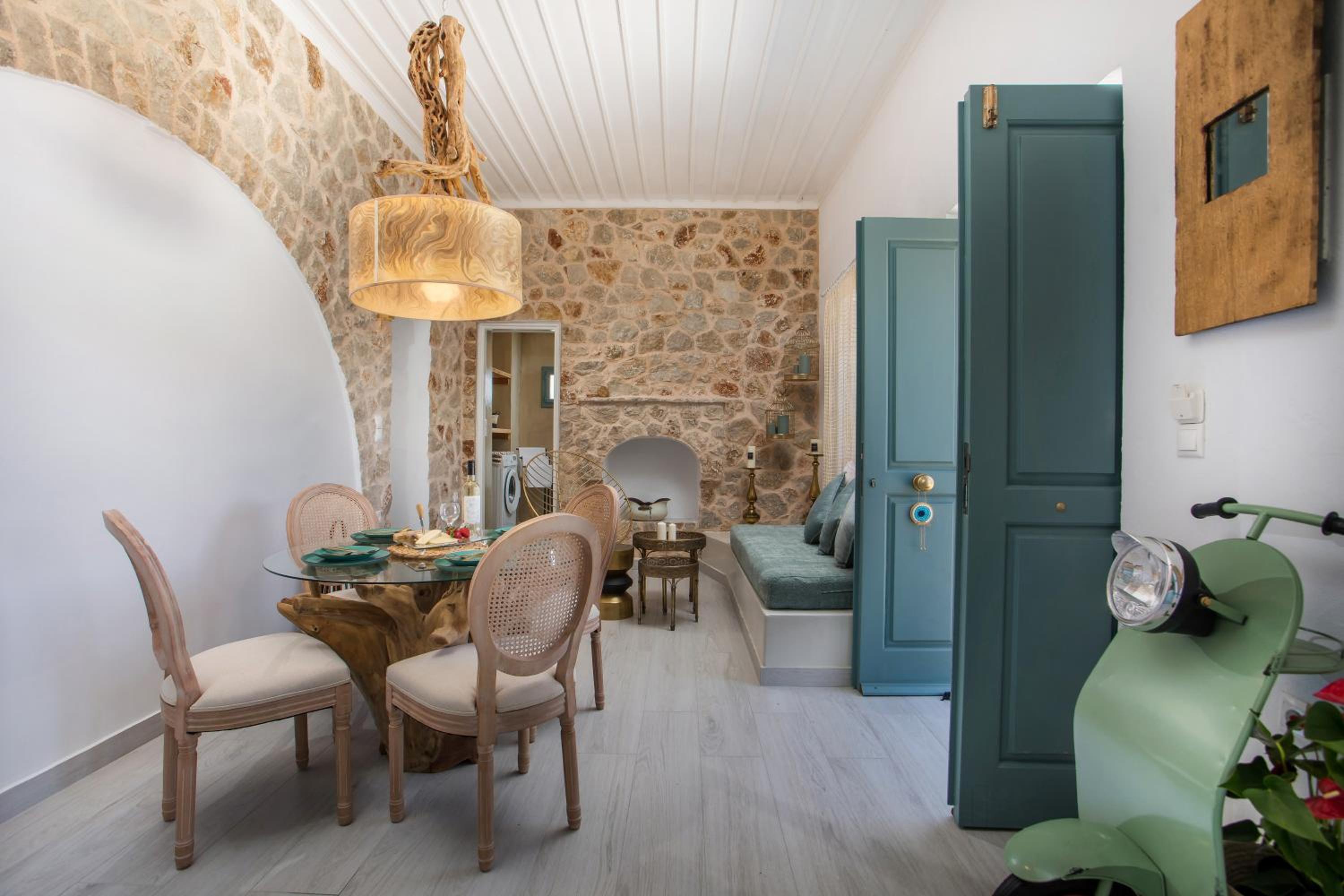Villa photo 2