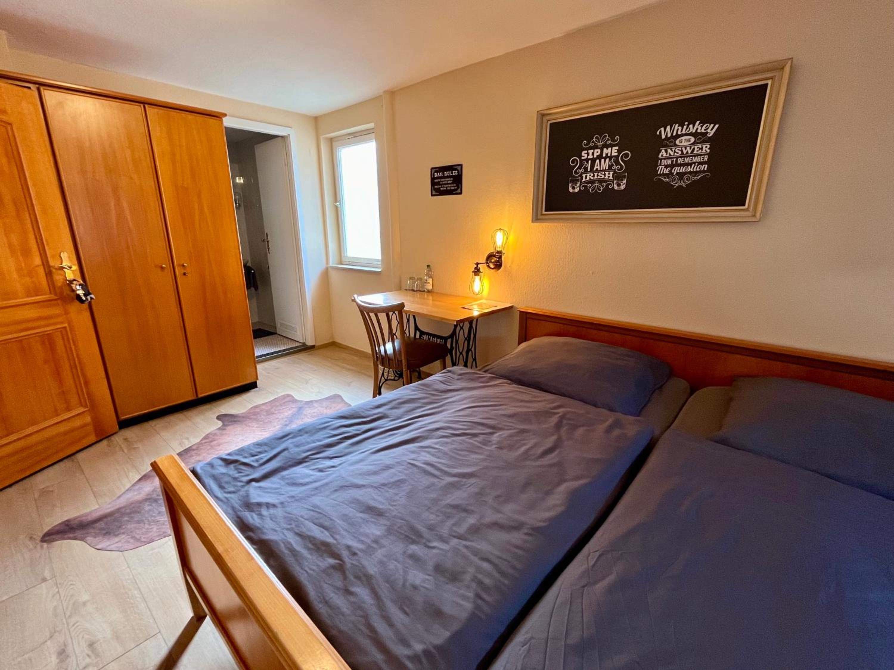 Double Room with Private Bathroom photo 2